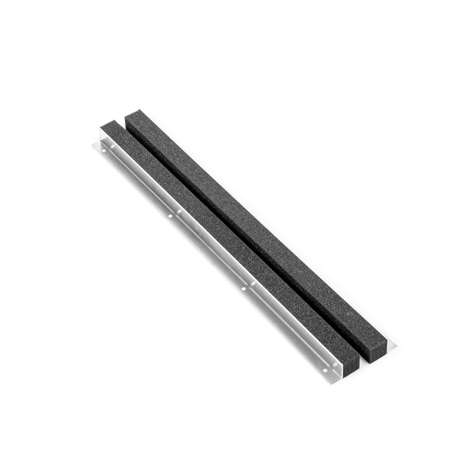 Kabeleinführung Standard 620mm breit, Winkel vorne & hinten 20x30x2mm