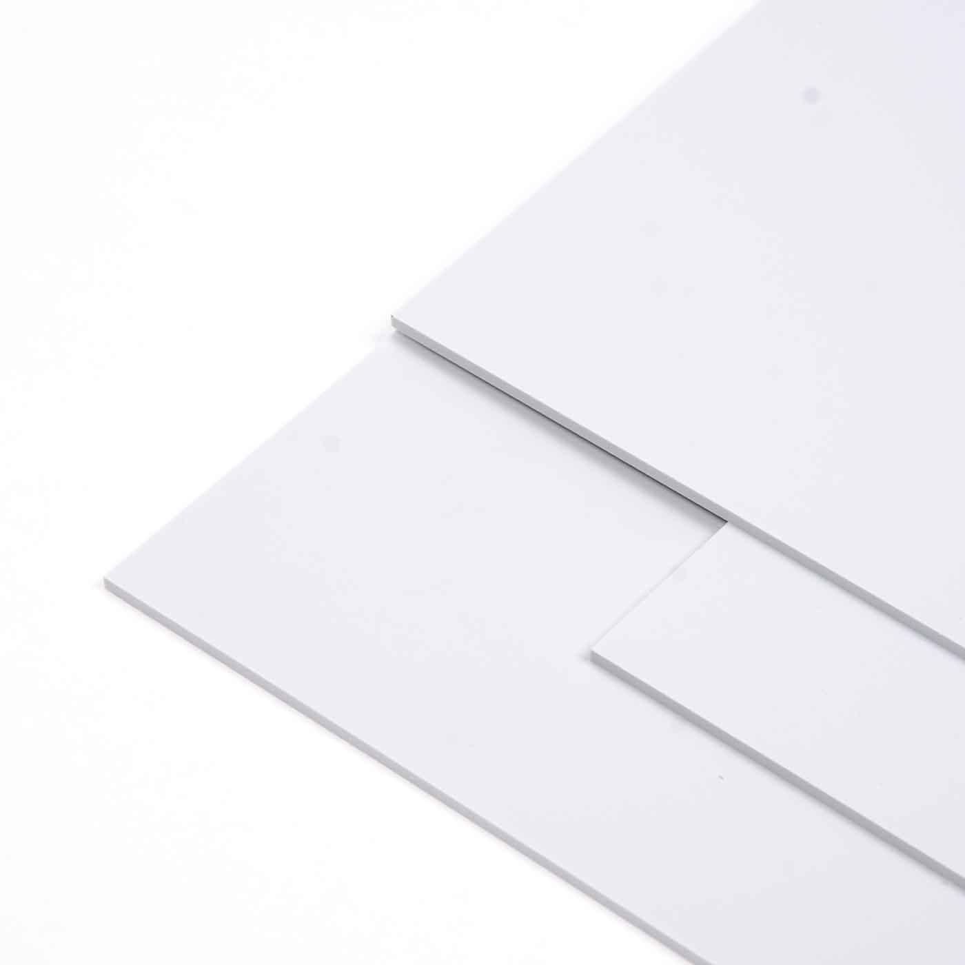 Abdeckplatte rechteckig, 400x500x4mm, Polystyrol 7035 lichtgrau, halogenfrei